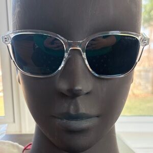Unisex Levi’s Clear Frame Sunglasses with Silver Hinges NWOT 53-18-145 With Case